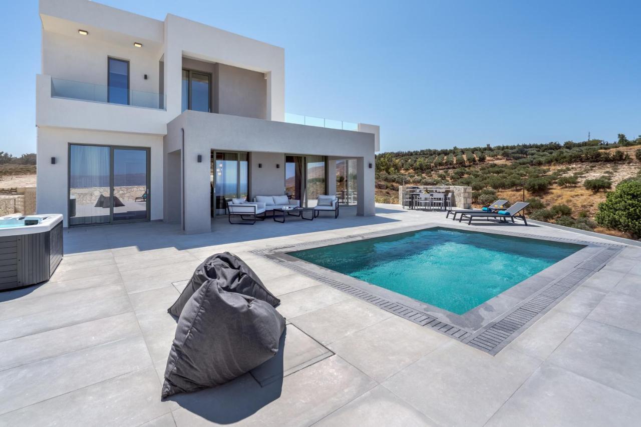 Luxurious Villa Cretan Aura With Private Heated Pool, Jacuzzi And Playroom Agios Ioannis  Esterno foto