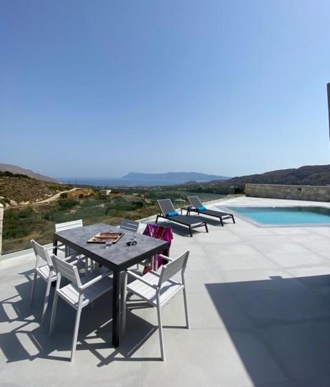 Luxurious Villa Cretan Aura With Private Heated Pool, Jacuzzi And Playroom Agios Ioannis  Esterno foto